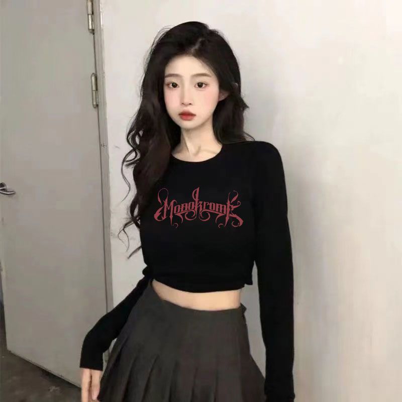 正肩長袖t恤女短款2023早秋新款印花辣妹修身內搭打底衫外穿上衣
