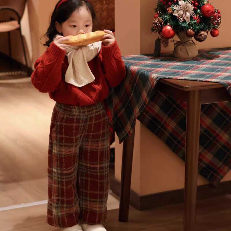 Children's 2023 autumn and winter trousers with velvet new style girls' stylish winter Christmas plaid boys' baby knitted sweaters