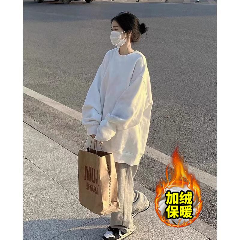 American retro white round neck sweatshirt for female students in autumn and winter Korean style lazy style oversize pullover top