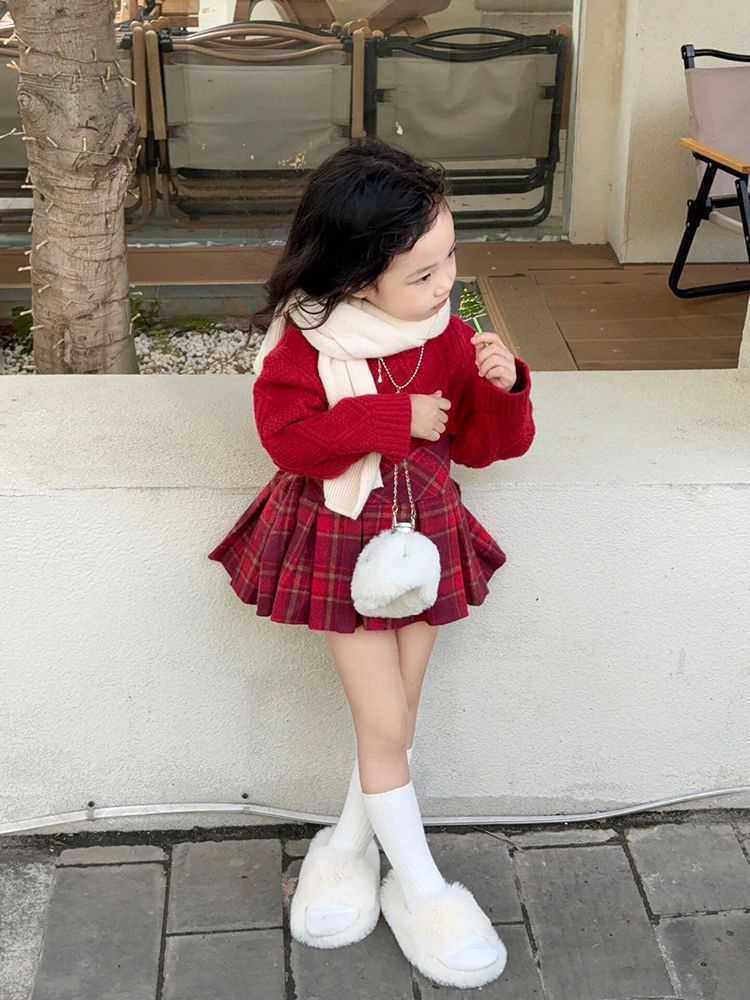 韩国童装2023秋冬新款圣诞新年红色针织毛衣女宝宝洋气上衣百褶裙