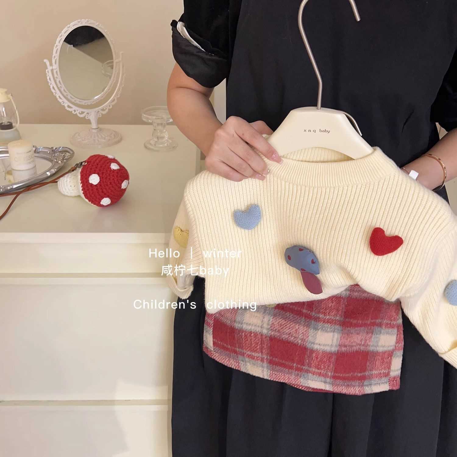 Korean children's clothing 2023 autumn and winter new Christmas and New Year love knitted sweater for baby girl red plaid half...