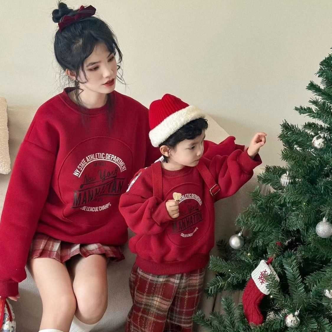 2023 Christmas Outfits Children's Fashionable Velvet Suits Winter New Year Red New Year Clothes Baby Plaid Pants Suits