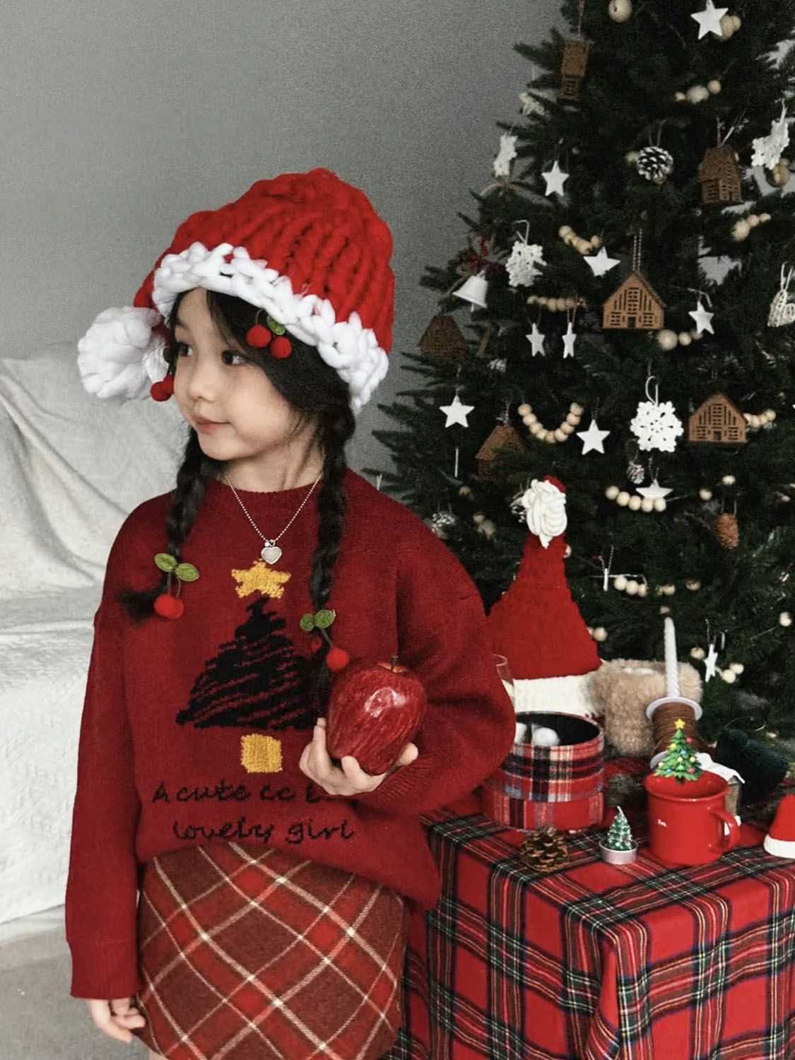 Korean style girls 2024 autumn and winter new Christmas and New Year red knitted sweater baby girl red plaid skirt trendy
