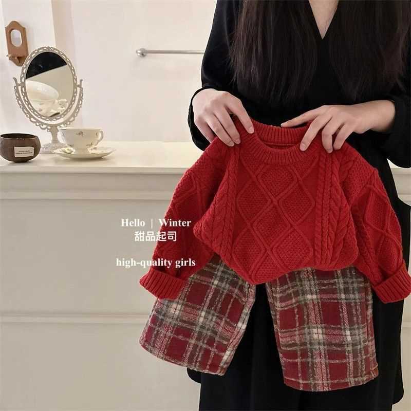 Xiaoxiangfeng Boys and Girls Clothing Sweater 2024 Autumn and Winter Red New Christmas New Year Baby Twist Plaid Skirt