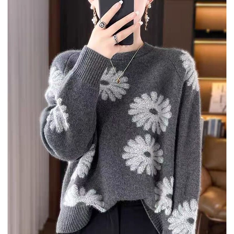 新款時尚百搭圓領針織衫女撞色皺菊提花寬鬆休閒減齡毛衣女打底衫