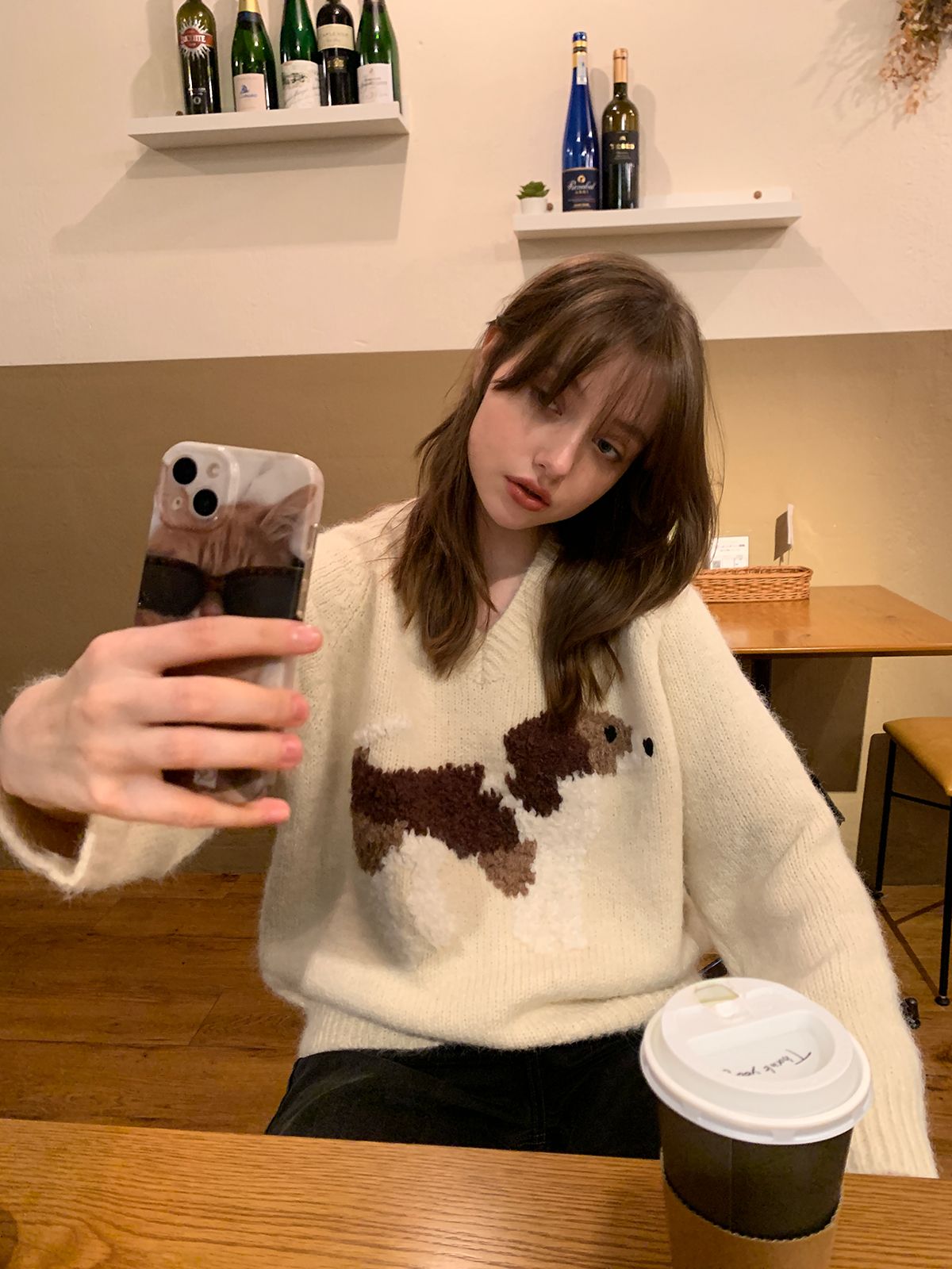 Lazy style V-neck pullover sweater for women in autumn and winter new retro soft and waxy loose age-reducing long-sleeved knitted top