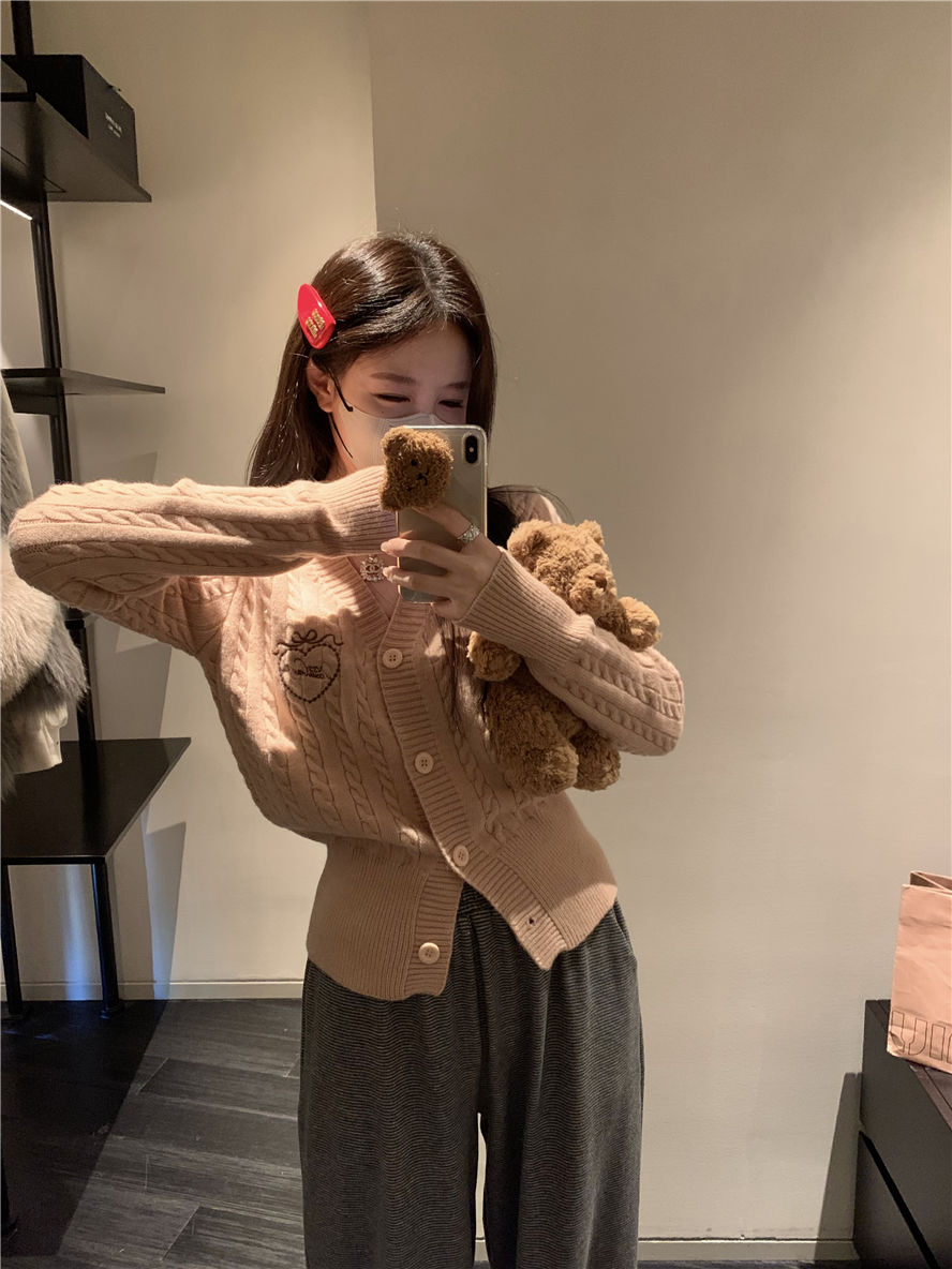 刺繡麻花v領毛衣外套女冬季韓系學院風針織開衫修身長袖上衣外搭