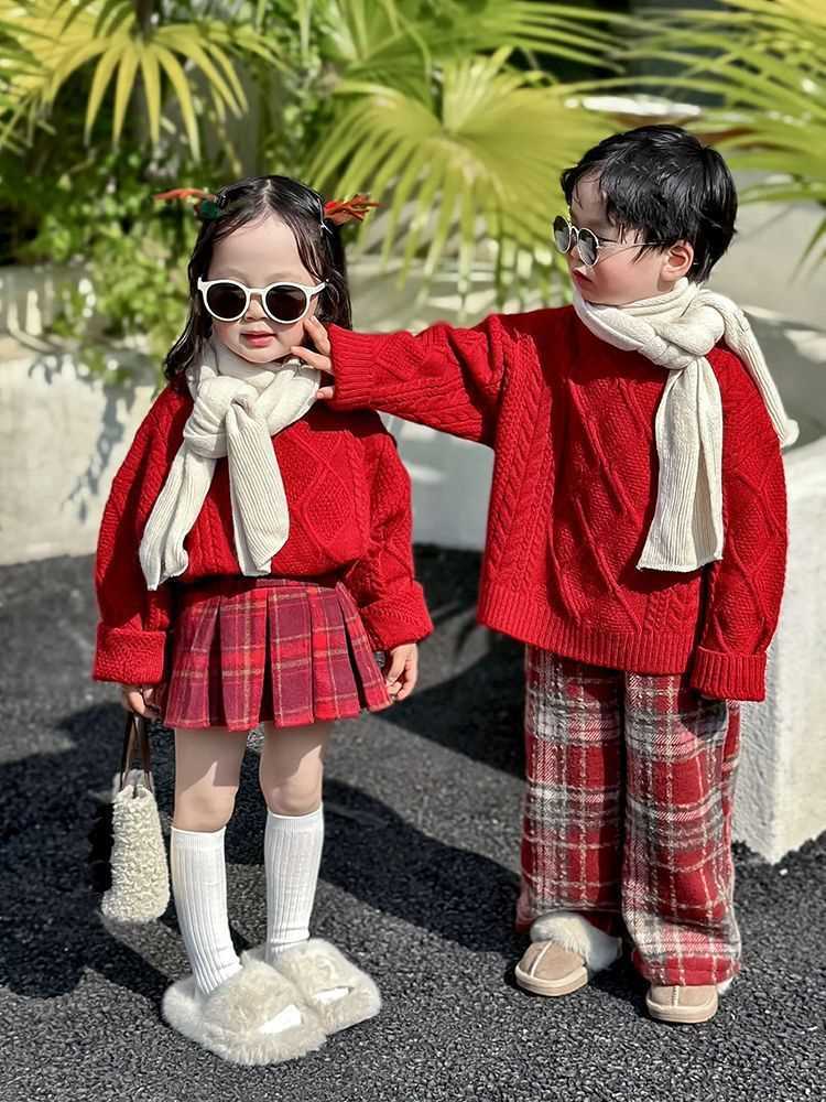 韓系童裝2023秋冬季新款新年拜年紅色毛衣男女童加絨格紋直筒褲潮