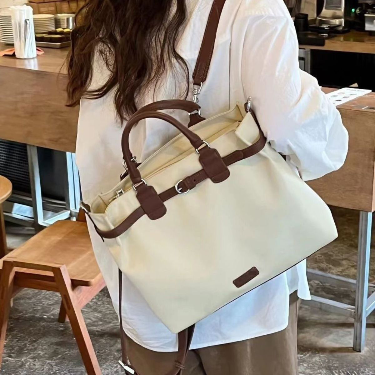 小眾設計大包手提電腦包13寸mac雙肩背包通勤大容量斜挎托特包女
