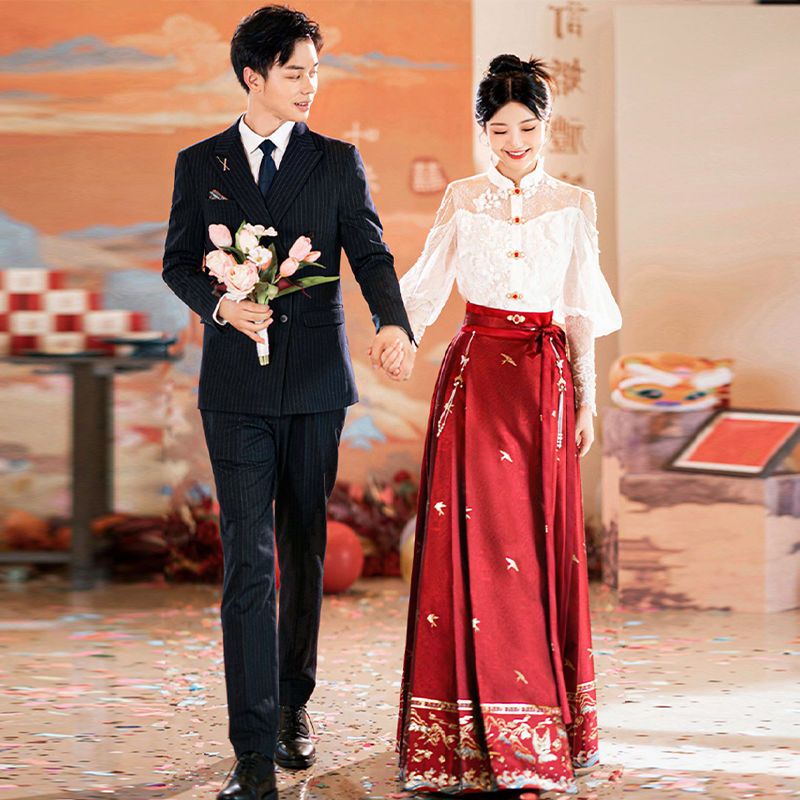 新中式秋冬國風精緻上衣馬面裙新娘紅色結婚漢元素高級顯氣質套裝