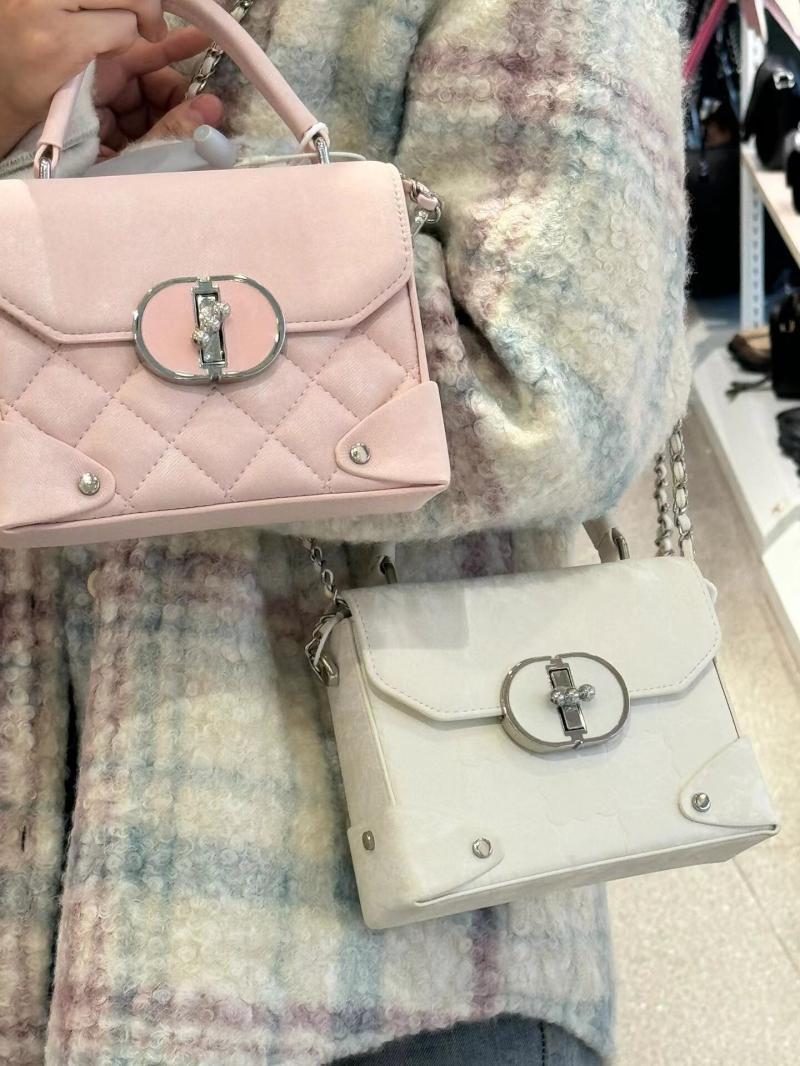高级感爆火手提小包2024新款时尚少女心粉色包包方盒设计感斜挎包