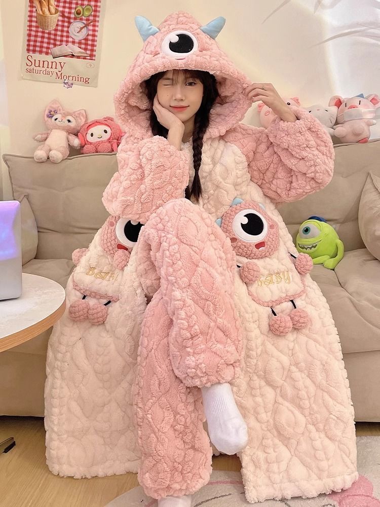 珊瑚絨睡袍女秋冬季加絨加厚長款睡衣新款卡通三層夾棉冬天家居服