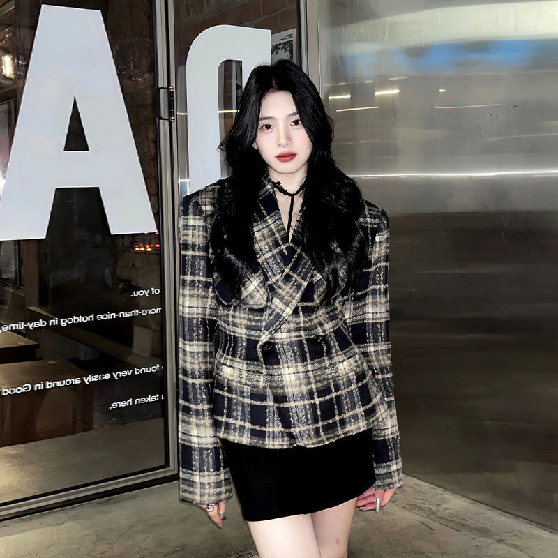 French Maillard plaid woolen coat for women, retro British style waist-cinching suit, double-breasted lapel top