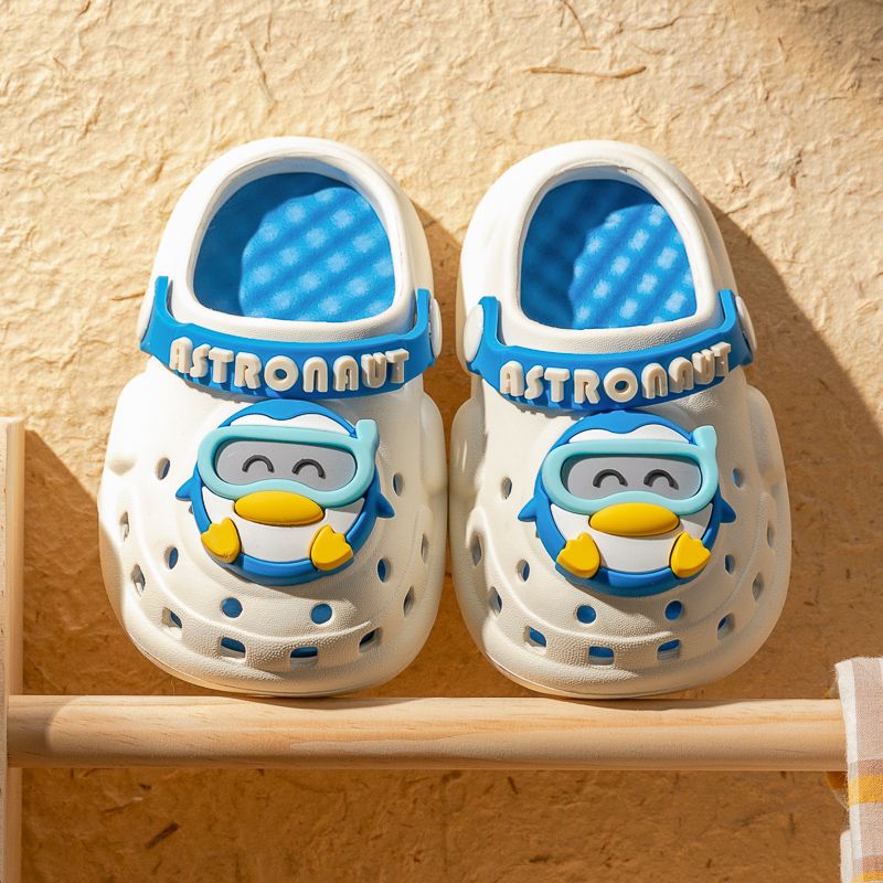 2024 Simple and Cute Penguin Children's Croc Shoes Girls' Household Removable Soft Sole Baby Slippers Boys' Outer Wear