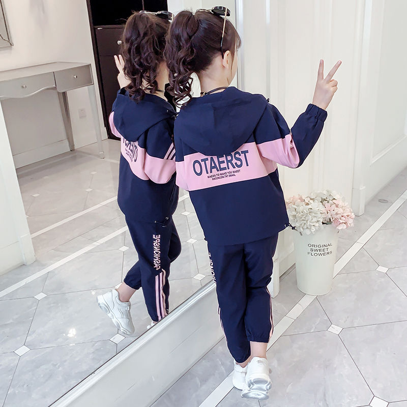 卓诗尼女童拼色字母连帽运动套装2024春季新款儿童时髦休闲两件套