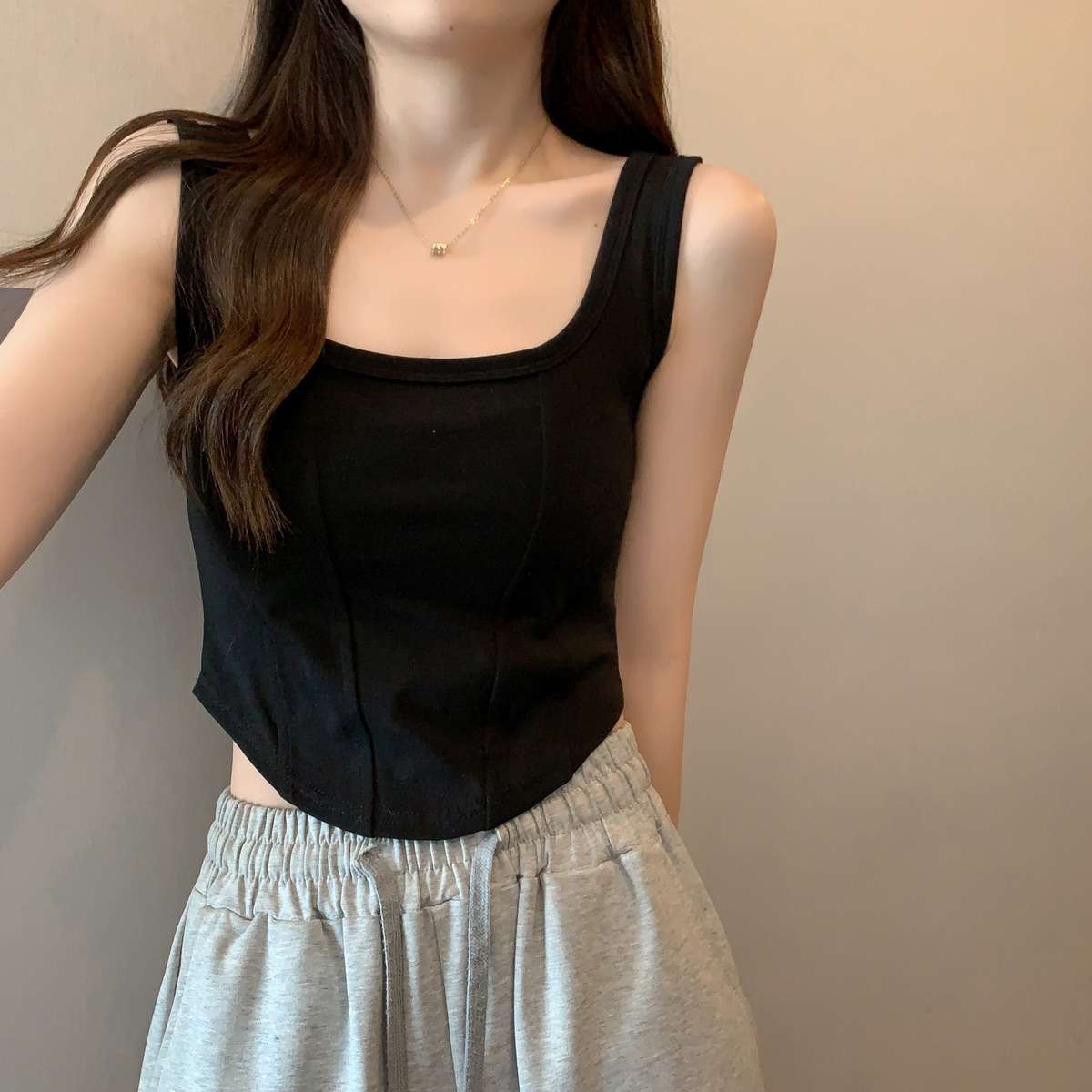性感辣妹吊帶背心女帶胸墊聚攏抹胸上衣外穿修身無袖短款打底美背
