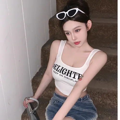 歐美風美式辣妹純欲字母印花小眾百搭胸墊一體無袖款式背心女生夏