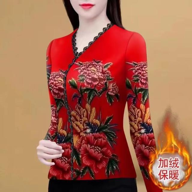 2023 winter velvet thickened bottoming shirt for women new style printed temperament inner lace V-neck middle-aged mother's top
