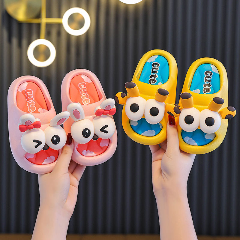 Children's sandals and slippers, girls' summer cartoon cute non-slip indoor bathing soft-soled slippers, baby slippers