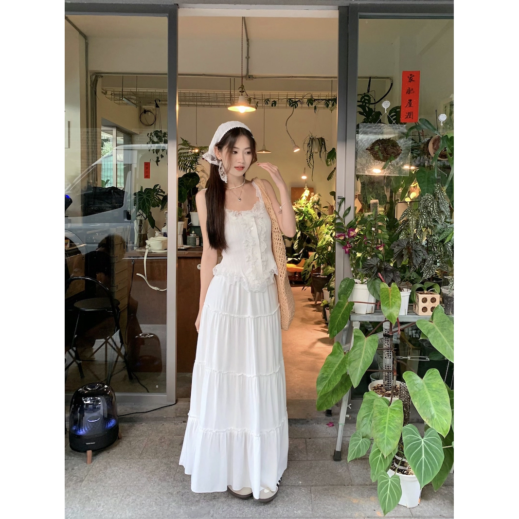 Gentle style suit, sweet and spicy lace camisole, female summer fairy dress, white skirt two-piece set