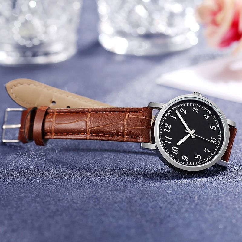 Men's Minimalist Quartz Watch With Digital Markers For Couples_voghion.com