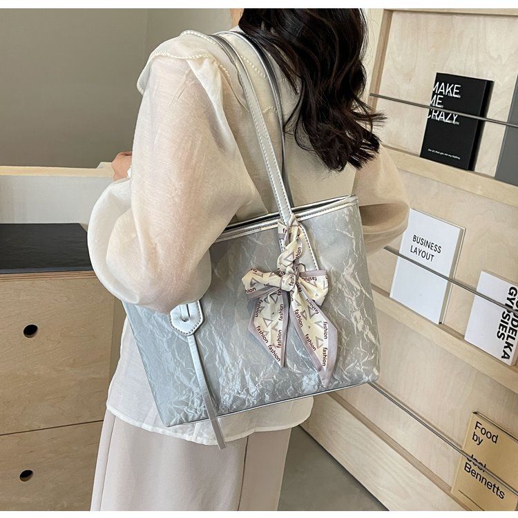 Women's Tote Large Capacity Summer Leisure 2024 New Work Shoulder Bag, College Student Class Commuter Bag_voghion.com