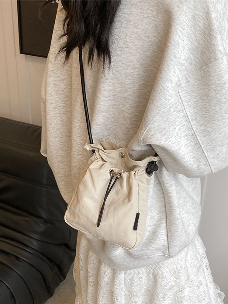 Sac à bandoulière pour femme, sac à bandoulière Oxford à la mode, mini sac de marche pour téléphone, sac en tissu, été 2024_voghion.com