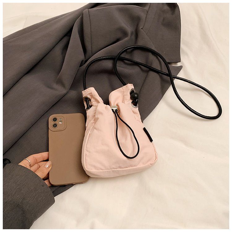 Sac à bandoulière pour femme, sac à bandoulière Oxford à la mode, mini sac de marche pour téléphone, sac en tissu, été 2024_voghion.com