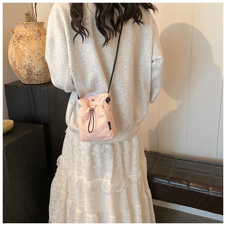 Sac à bandoulière pour femme, sac à bandoulière Oxford à la mode, mini sac de marche pour téléphone, sac en tissu, été 2024_voghion.com