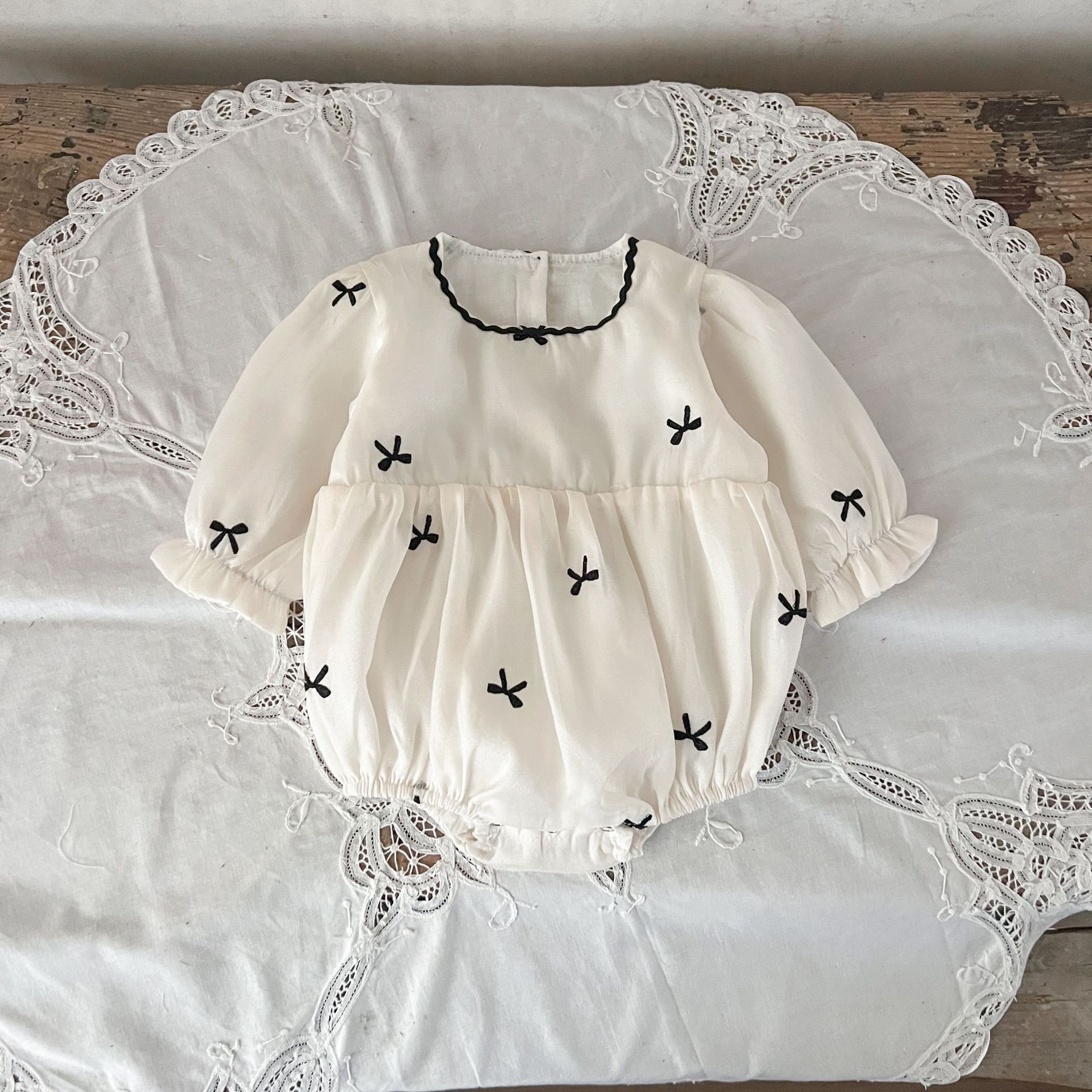 Conjunto de outono estilo coreano para bebês meninas, vestido de princesa elegante em tule, macacão com laço para recém-nascidas._voghion.com