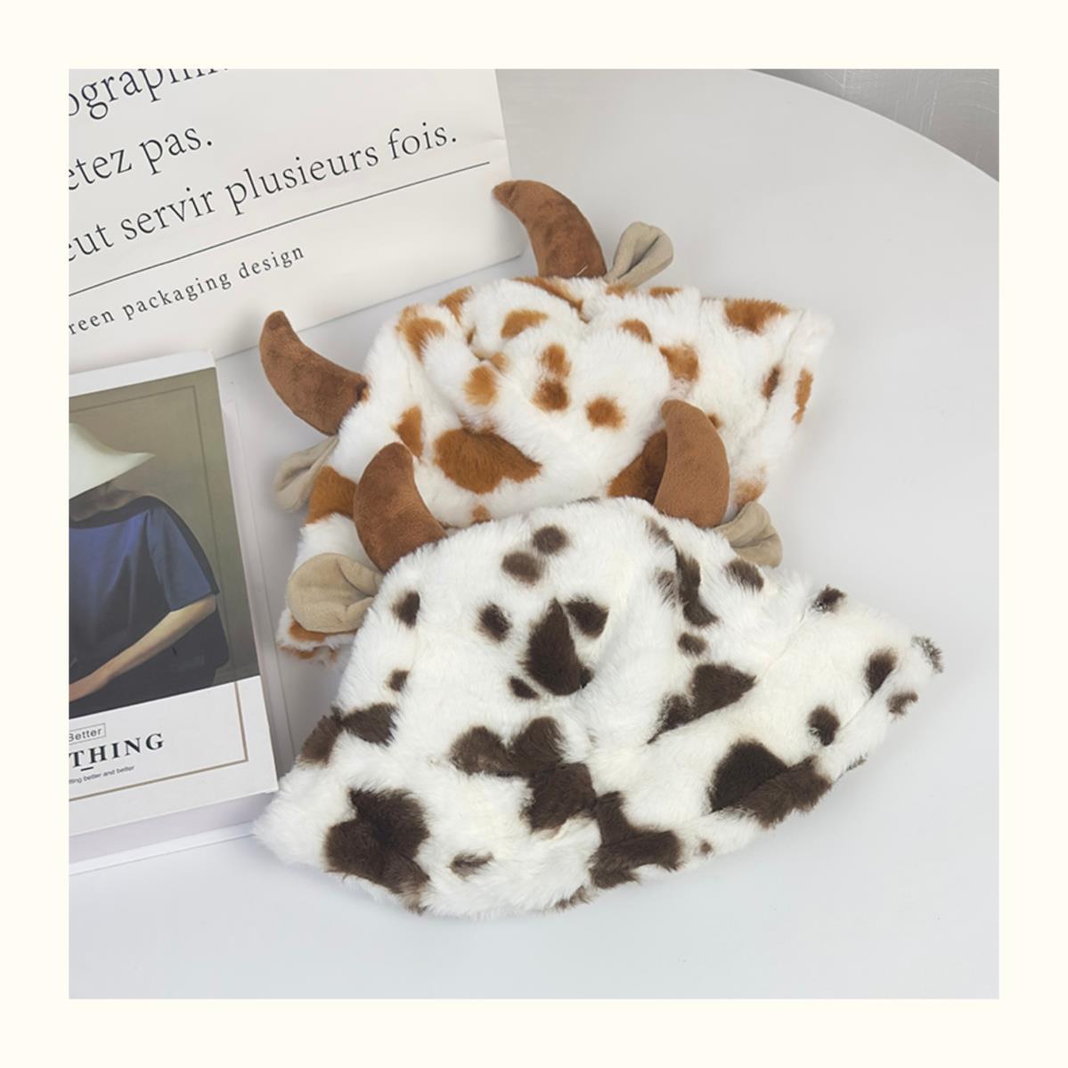 Schattige Niu Niu ~ Koreaanse versie van de herfst en winter warme pluche cartoon hoorn emmer hoed zoete en grappige vrouwelijke oorbeschermers ins bassin hoed_voghion.com