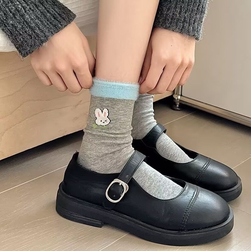 Comfortable, warm, stylish and good-looking socks_voghion.com