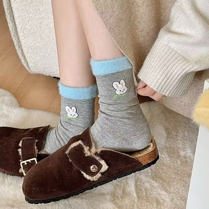 Comfortable, warm, stylish and good-looking socks_voghion.com
