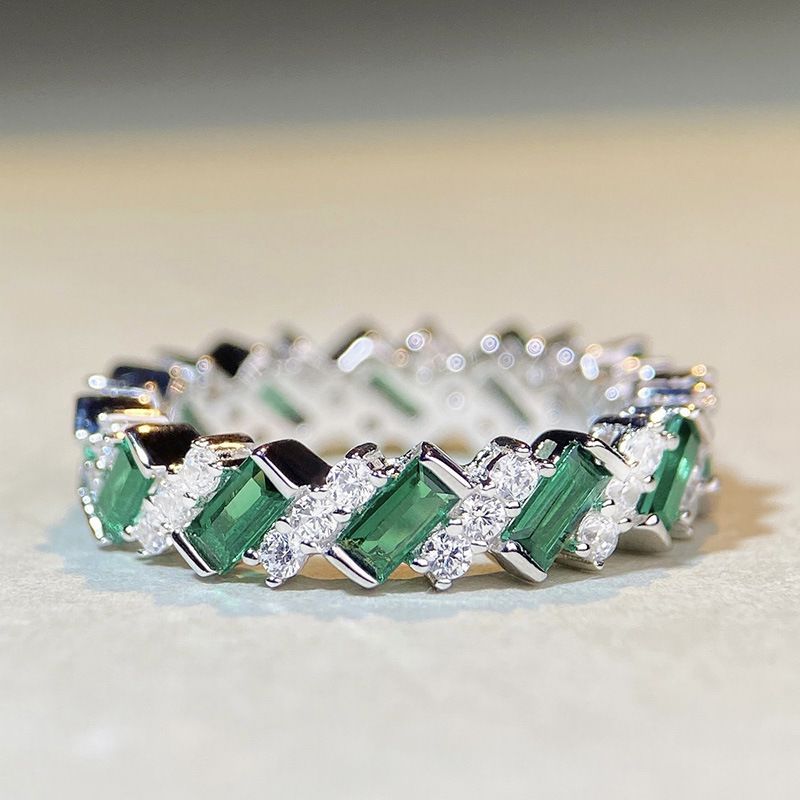 Luxury Emerald Ring Designer Custom Jewelry In Original Style_voghion.com