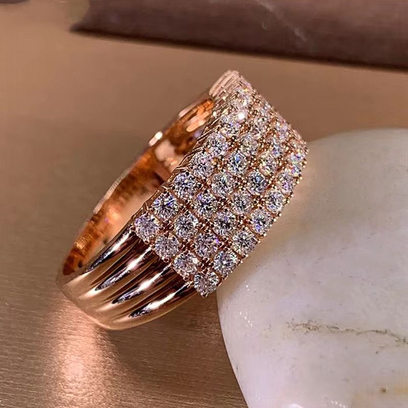 Unique Designer Ring Inlaid With Zirconia In Rose Gold Finish_voghion.com