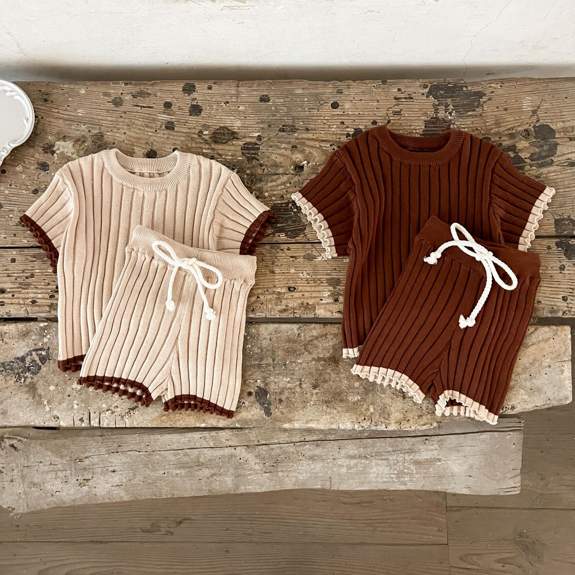 Komplet sweter i szorty dla niemowląt w stylu casual_voghion.com