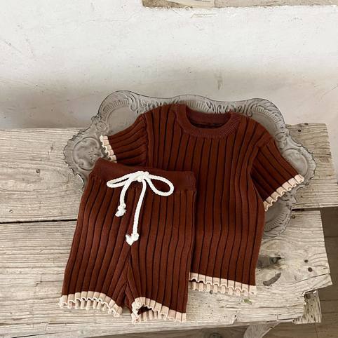 Komplet sweter i szorty dla niemowląt w stylu casual_voghion.com