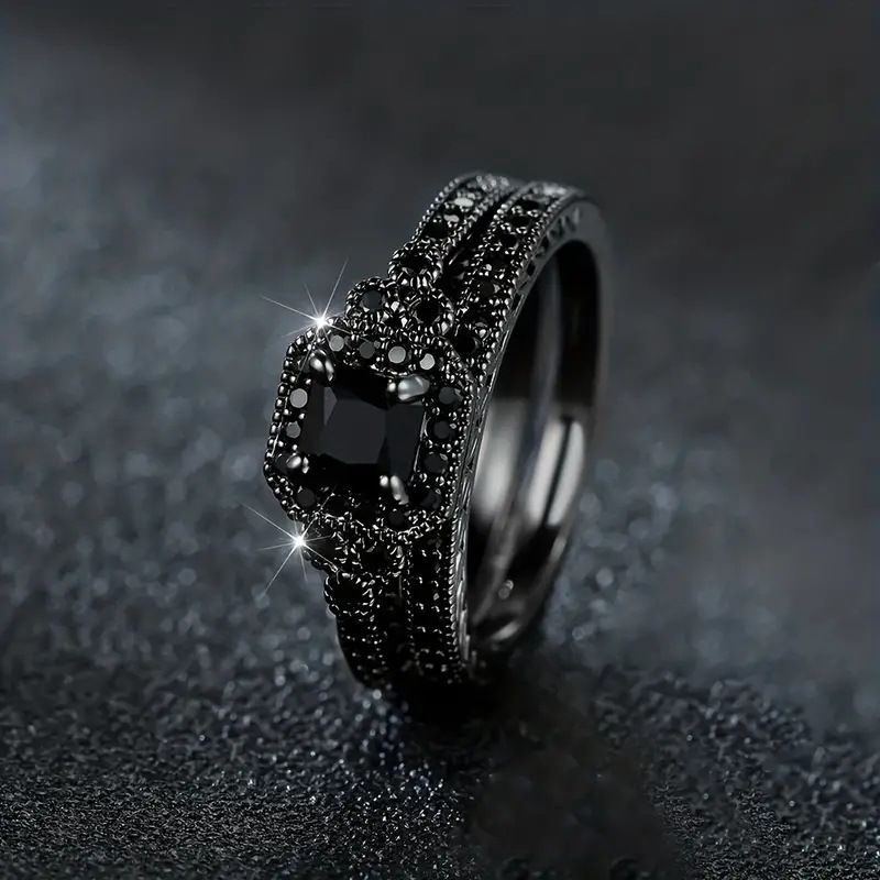 Anello di design per donna con zirconi stile vintage francese_voghion.com