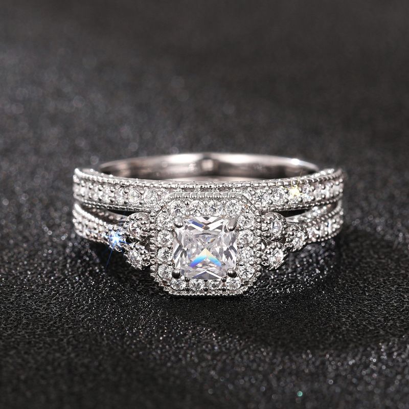 Anello da donna ultra-elegante in stile francese con zirconi intarsiati, nuovo modello Ins, ciondolo vintage di alta gamma._voghion.com