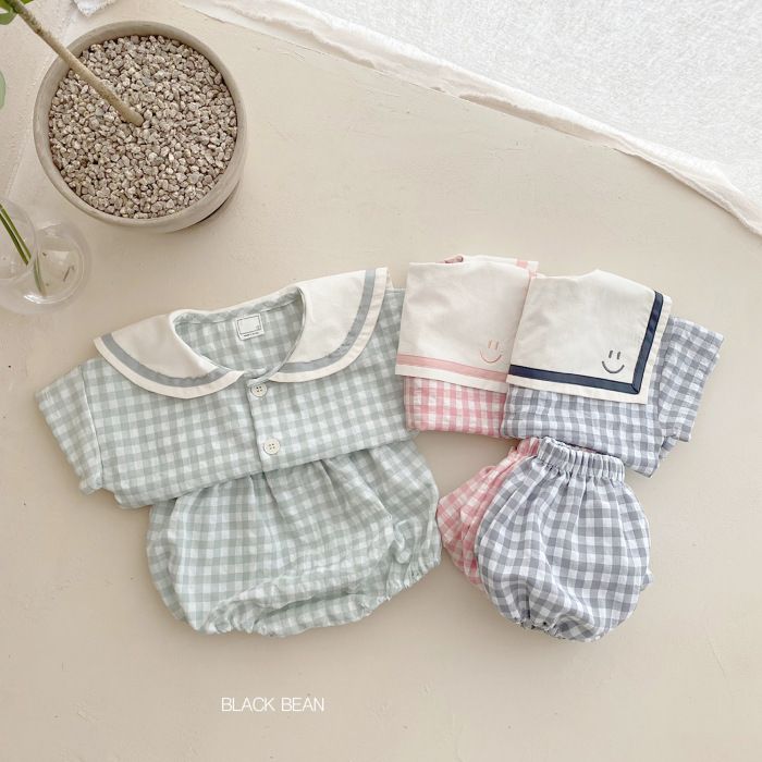 Conjunto bebé camisola com colarinho marinheiro e calções_voghion.com