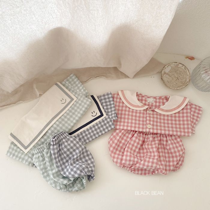 Conjunto bebé camisola com colarinho marinheiro e calções_voghion.com