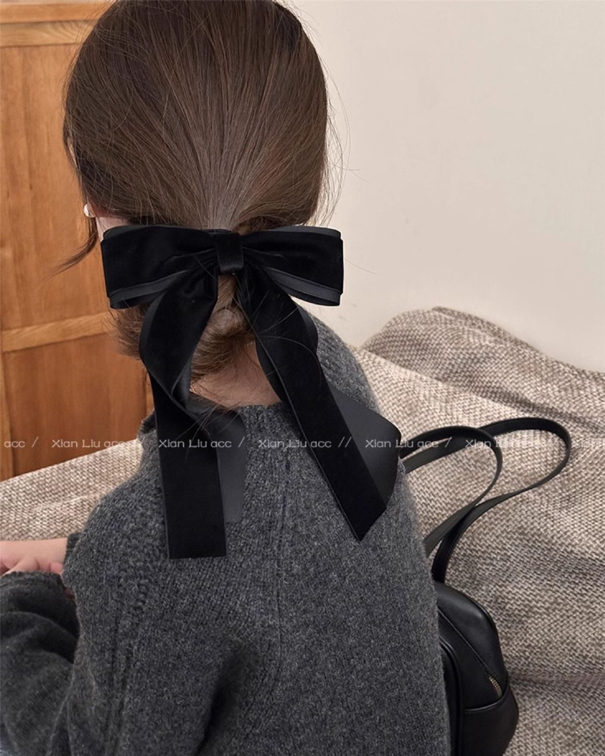 Pinza para el pelo con lazo de terciopelo accesorio primavera_voghion.com