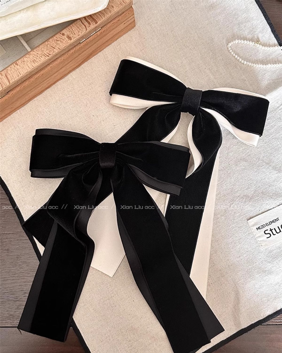Pinza para el pelo con lazo de terciopelo accesorio primavera_voghion.com