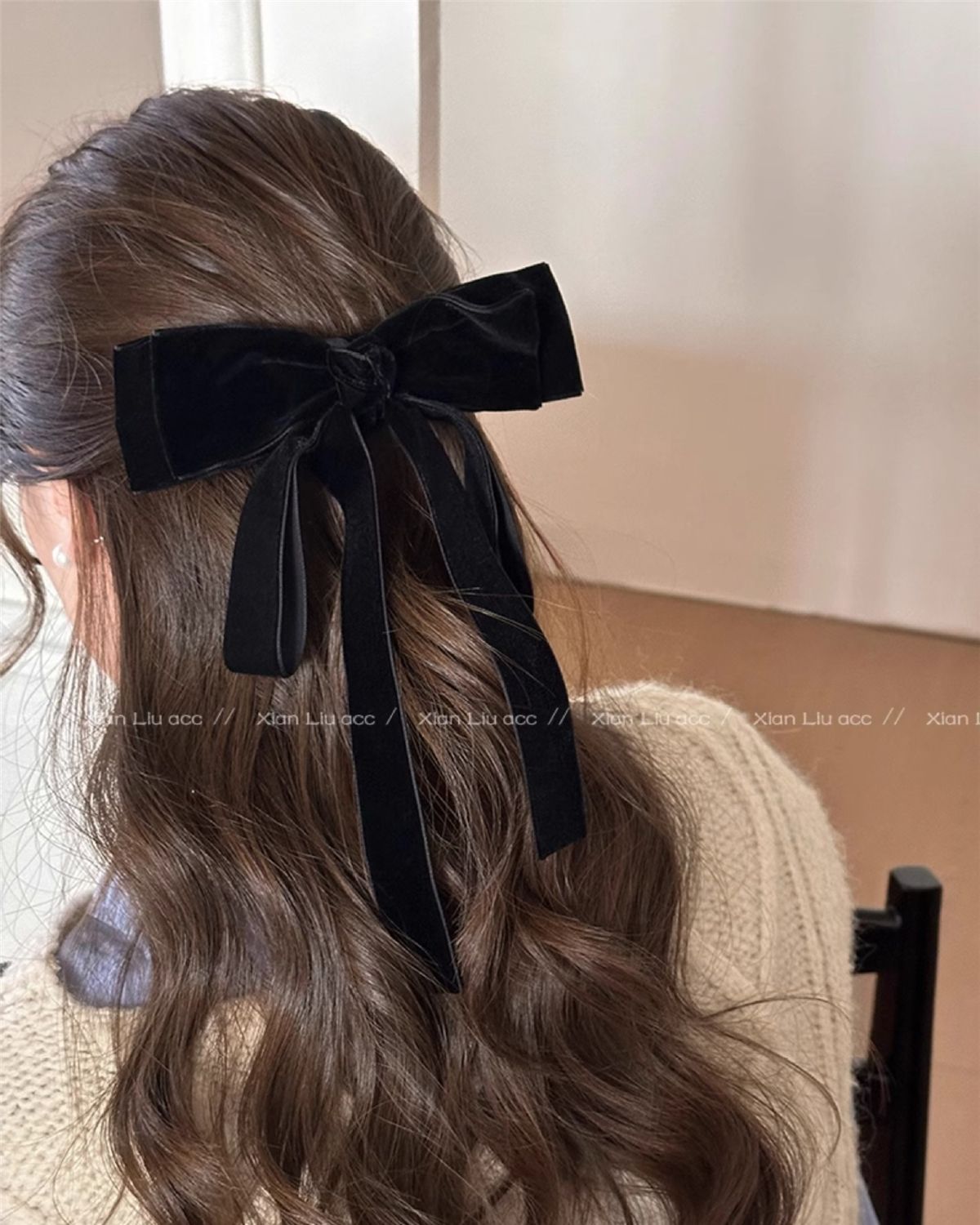 Pinza para el pelo con lazo de terciopelo accesorio primavera_voghion.com