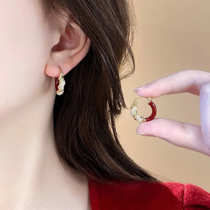 New Ankela Diamond-studded Niche French Light Luxury High-end Earrings, Simple And Versatile Red Earrings 1566_voghion.com