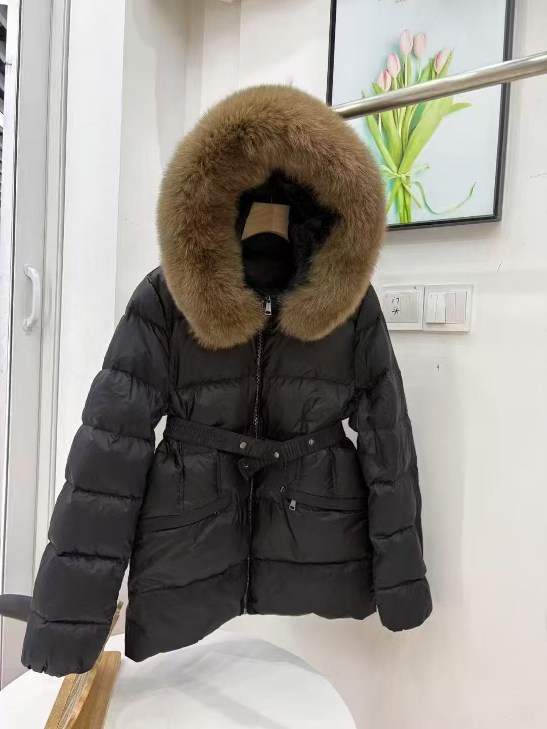 Mengjia Same Style Belt Waist Slimming Down Jacket Women Short Fox Fur Collar New Winter_voghion.com