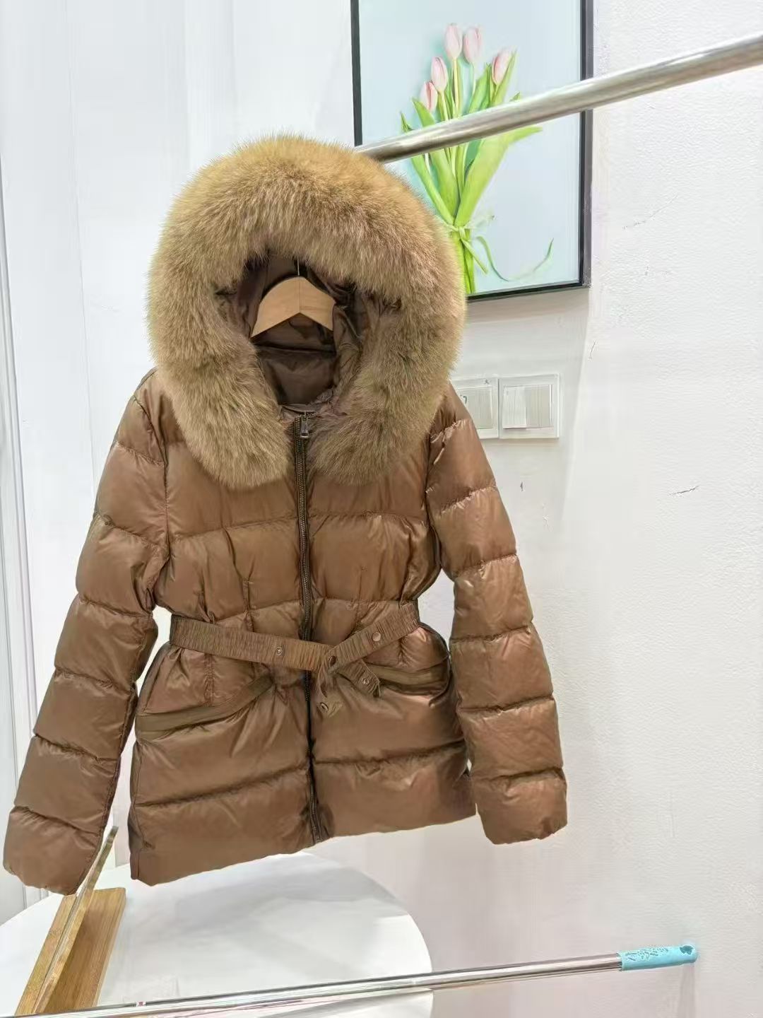 Mengjia Same Style Belt Waist Slimming Down Jacket Women Short Fox Fur Collar New Winter_voghion.com