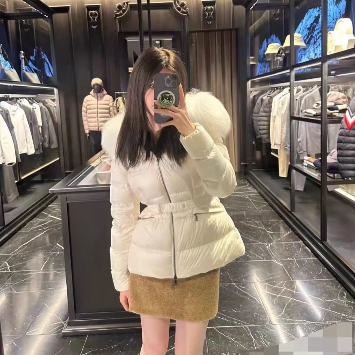 Mengjia Same Style Belt Waist Slimming Down Jacket Women Short Fox Fur Collar New Winter_voghion.com