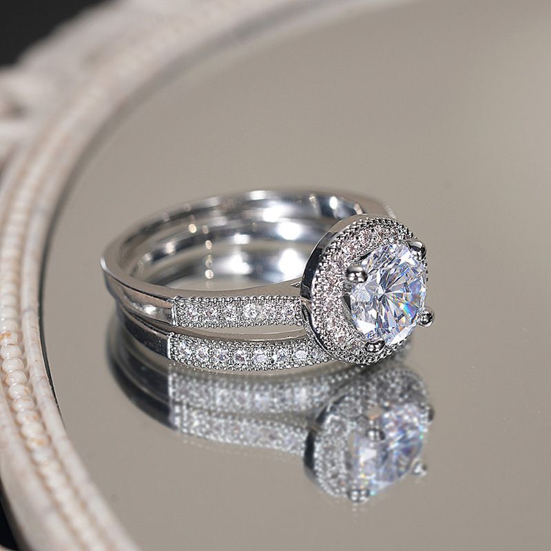 Elegant Designer Ring For Women With Round Zirconia Stone_voghion.com