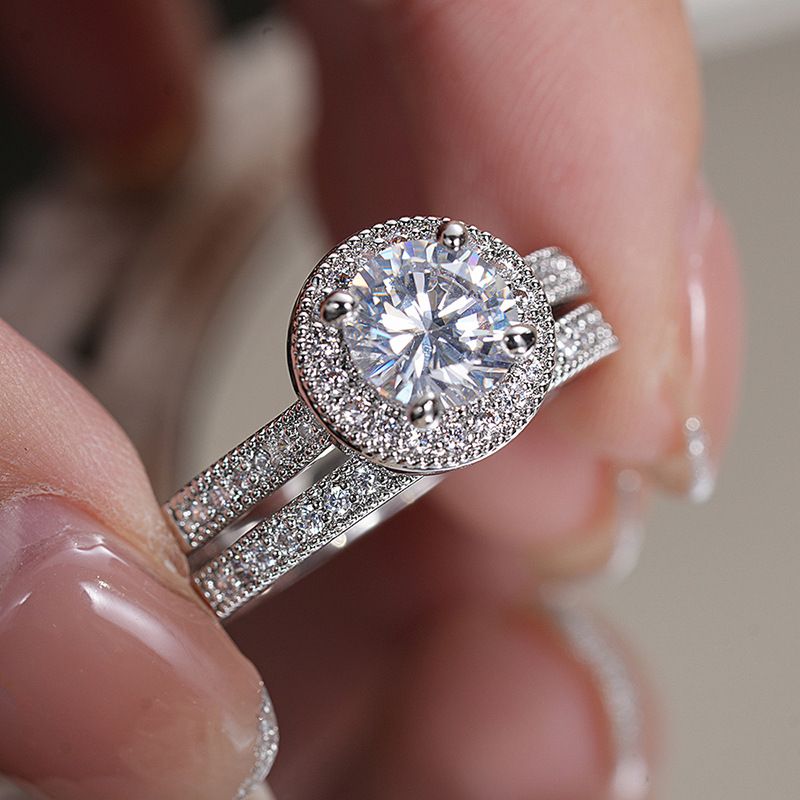 Elegant Designer Ring For Women With Round Zirconia Stone_voghion.com